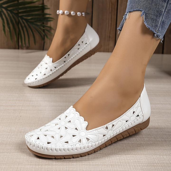 Fleurie | Ballerines ajourées à motif floral