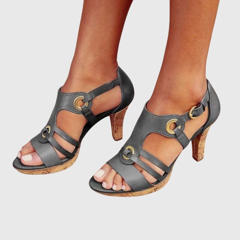 Emelda | Sandales à talon et brides à boucles