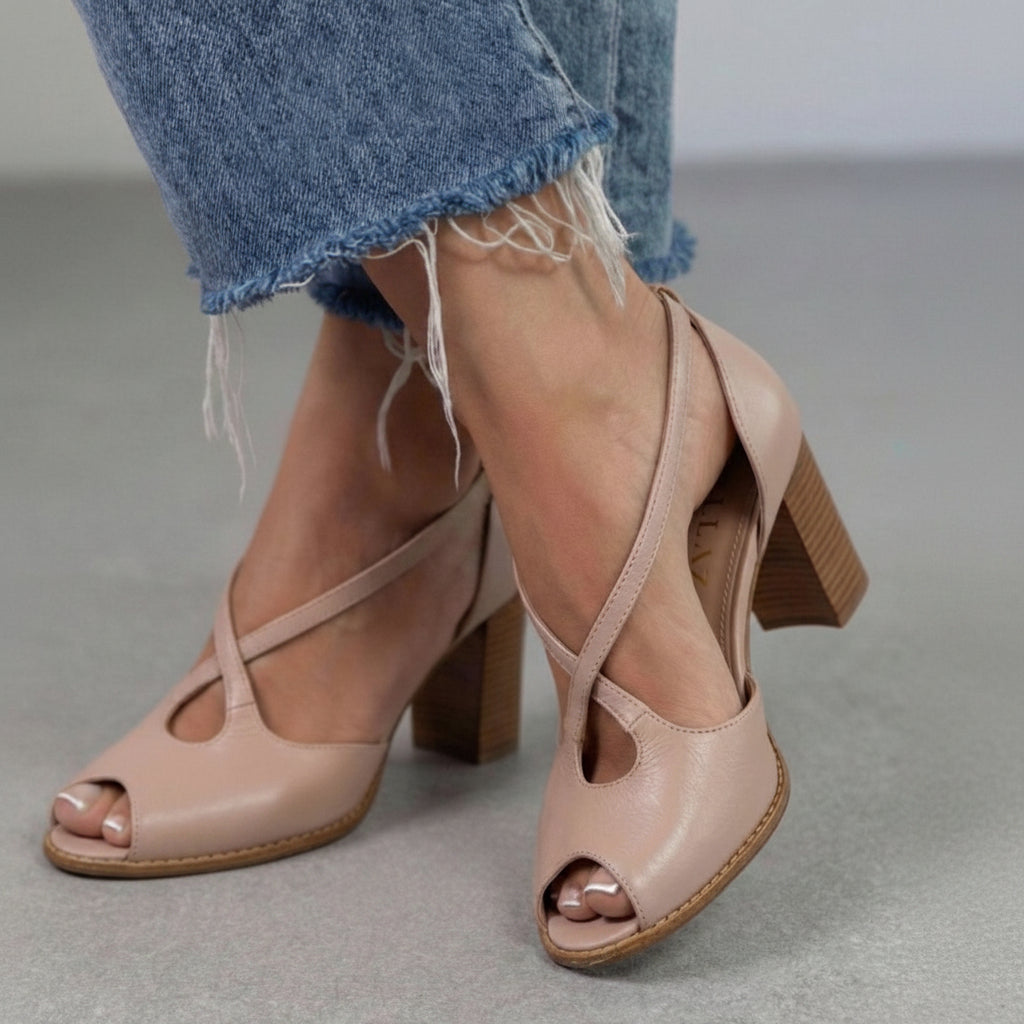 Sandales élégantes Rose Poudré et Rose à bout ouvert avec des brides croisées et un talon bloc