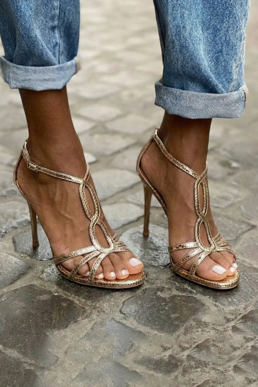 Talons hauts Or Champagne avec boucle à la cheville et brides