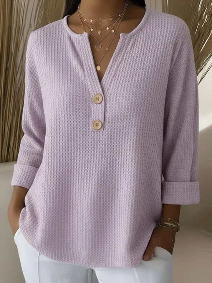 Lucia | T-shirt texturé à col Henley boutonné