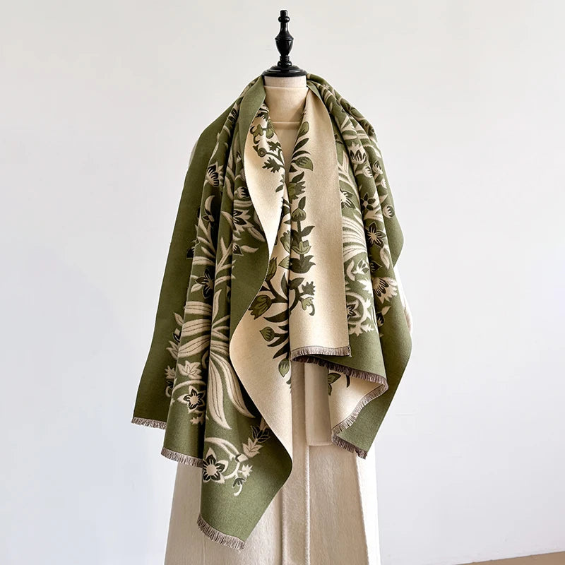 Écharpe en cachemire de luxe avec franges