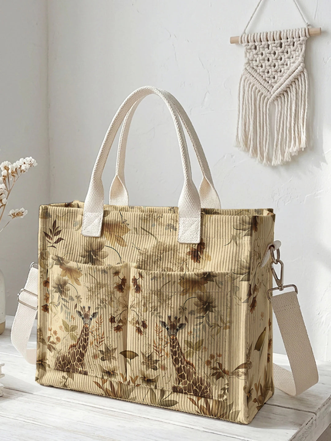 Sac cabas en velours côtelé Gigi la Girafe, présentation du modèle