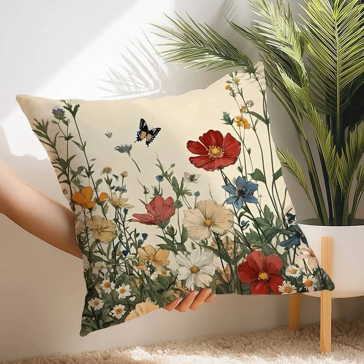 Coussin romantique en fleurs pour la décoration intérieure