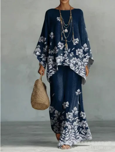 Delphine | Ensemble bleu marine à fleurs blanches