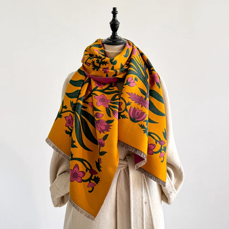 Écharpe en cachemire de luxe avec franges