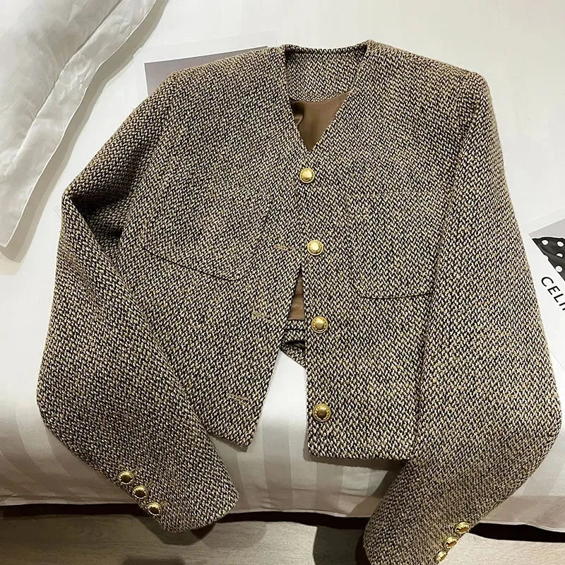 Blazer court à boutons dorés