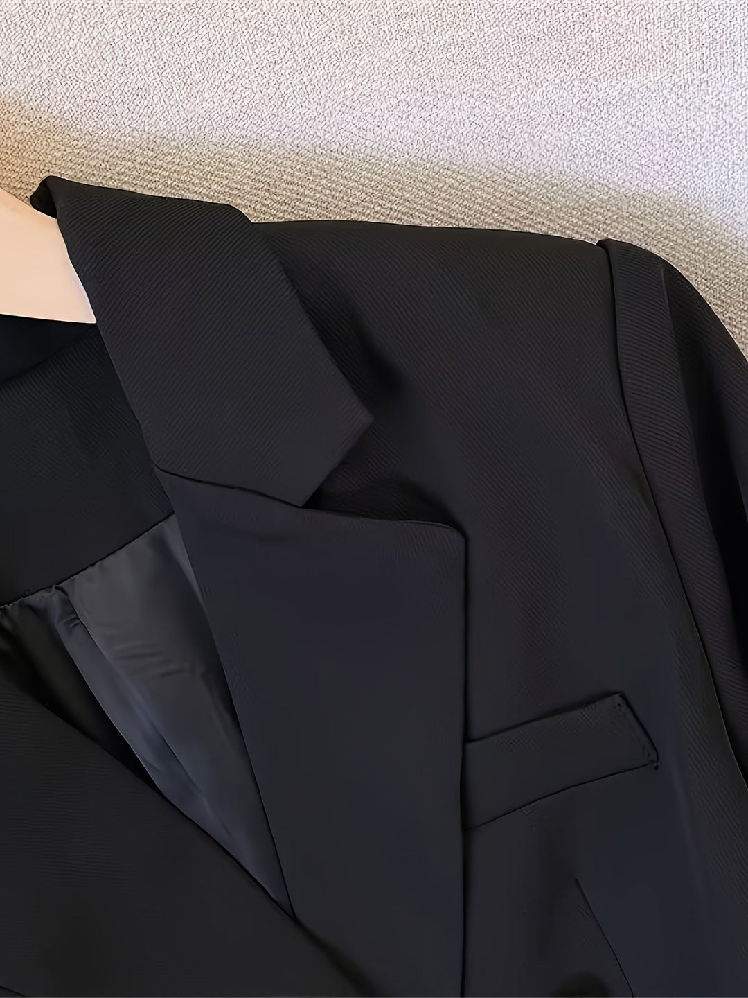 Blazer croisé à boutons dorés