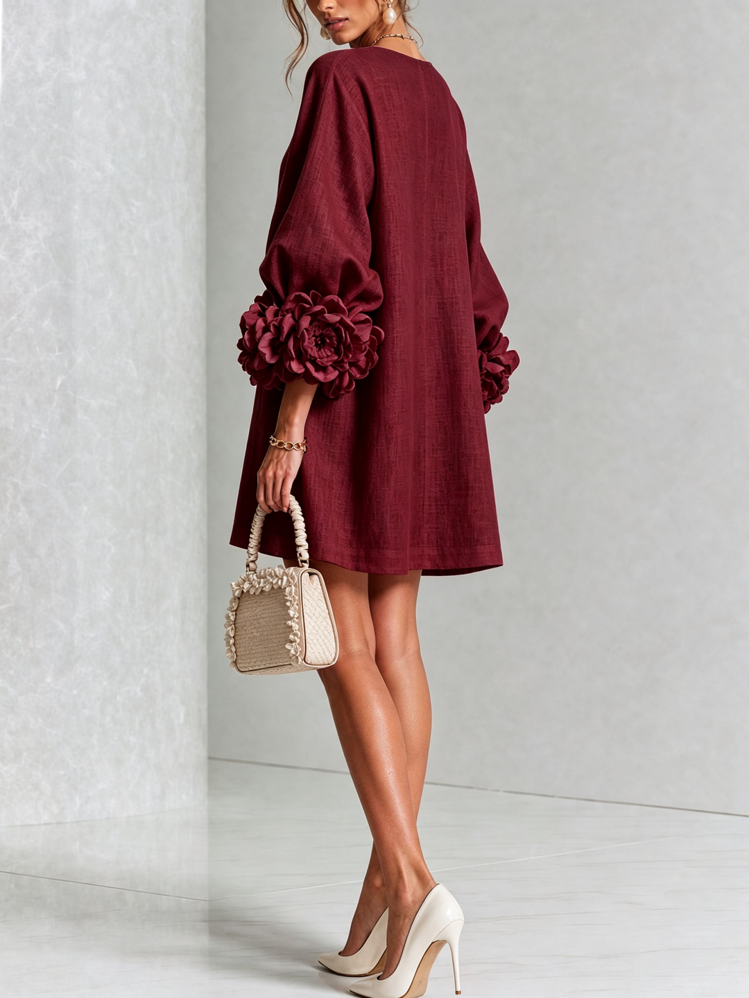 Amara™ | Robe Mini Élégante avec Boutons Floraux