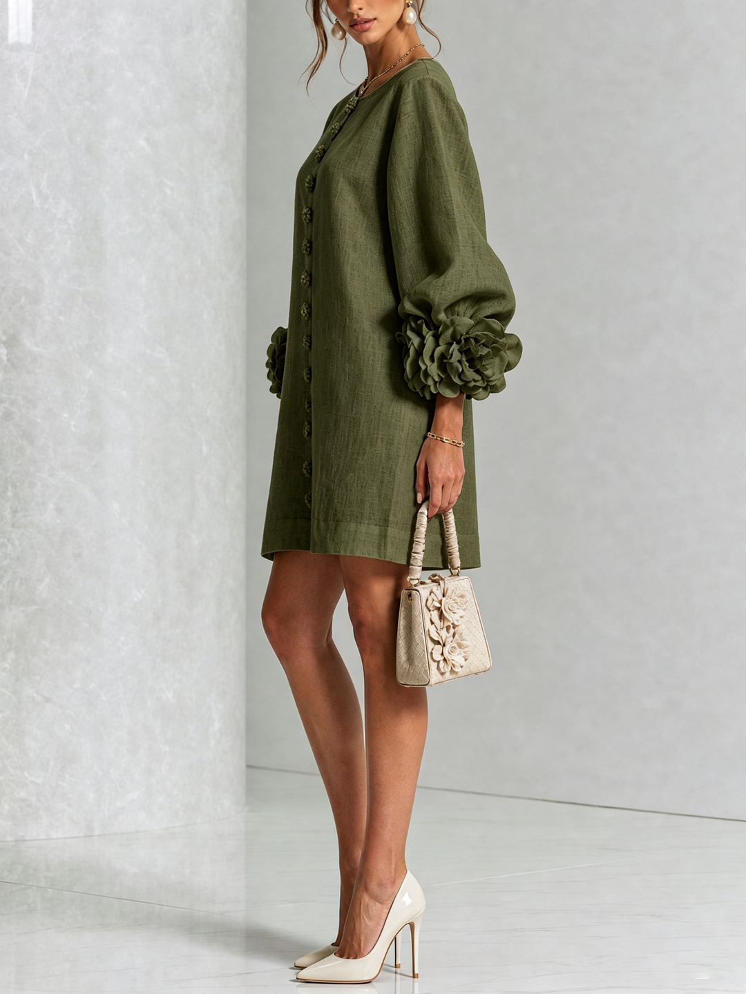 Amara™ | Robe Mini Élégante avec Boutons Floraux