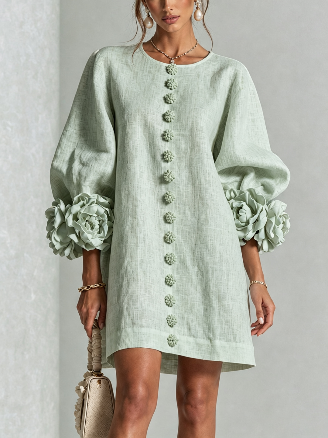 Amara™ | Robe Mini Élégante avec Boutons Floraux