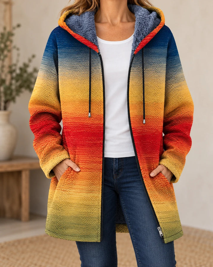 Cressida | Cardigan à capuche artistique – Dégradé Bleu & Orange – photo portée 01