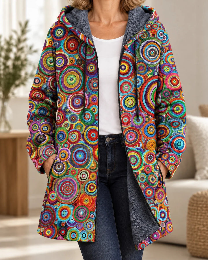 Rowena | Cardigan à capuche artistique – Imprimé Arc-en-Ciel – photo portée 01
