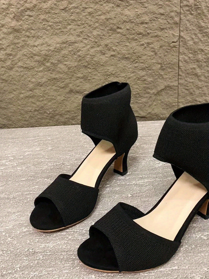 Beatrix | Bottines à bout ouvert et petit talon